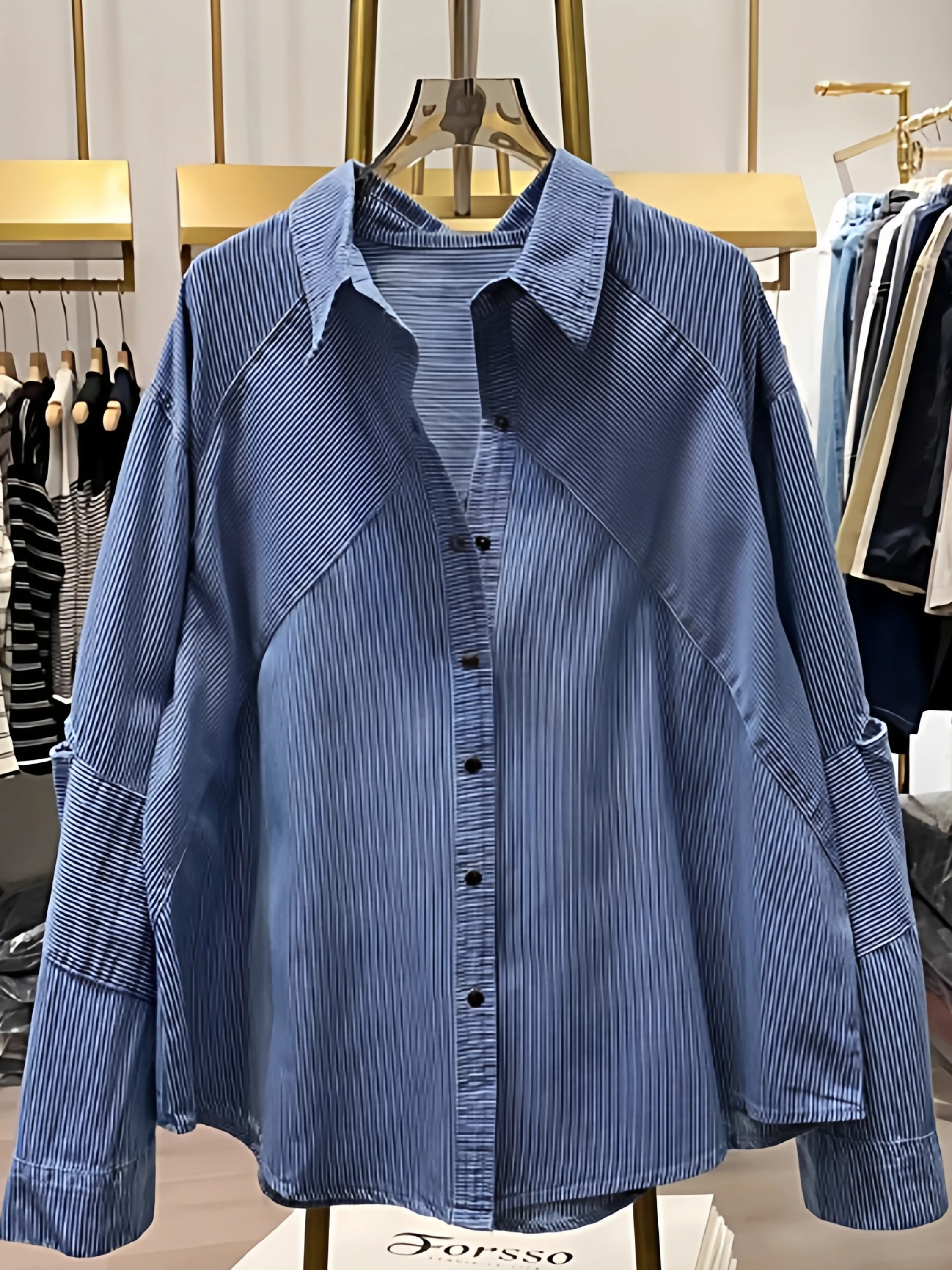 

Женское пальто больших размеров (до 300 фунтов) на осень, свободного кроя, с длинными рукавами, отложным воротником, в полоску, стройнящее, верхняя одежда