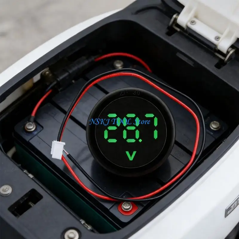 

L8RC Digital Voltmeter ABS Construction Digital Meter 2 Wire Design