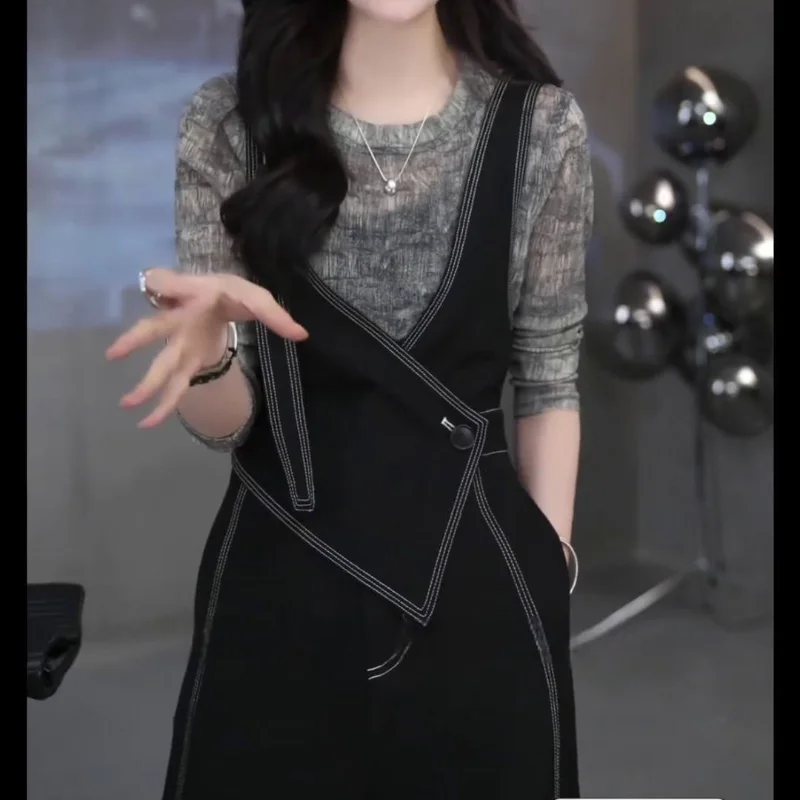 Spring and Summer New Hepburn Wind Meat Suspenders Women Tall Loose  Korean Version Design Sense of Commuter Romper [Slimming]