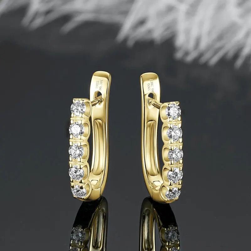 

IOGOU 2.5mm D Color Moissanite Earrings for Women 925 Silver Single Row U Shaped Daily Wear Hoops Huggies 2026 New Jewelry GRA