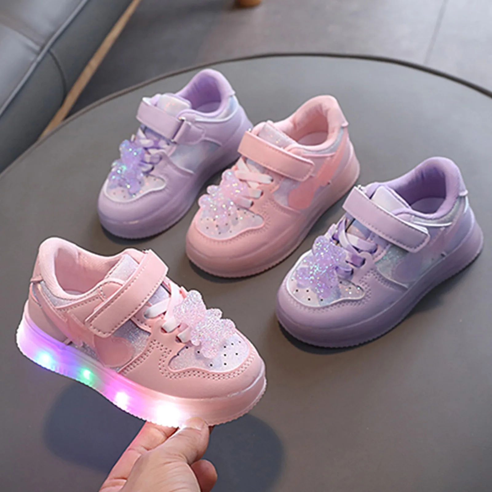 Zapatillas de deporte informales para niños, zapatos deportivos transpirables iluminados para bebés, zapatos de tenis LED, tren para niños, dibujos animados, niños y niñas