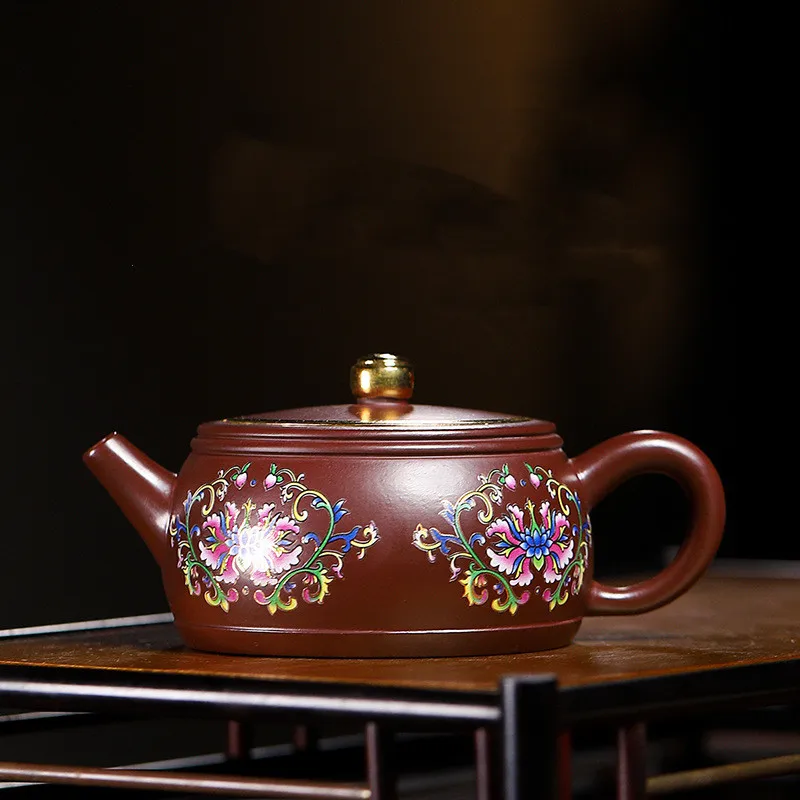 

Yixing Purple Clay Pot Raw ore purple vermilion mud Handmade Painted gold well fence pot 190ml Chinese style teapot