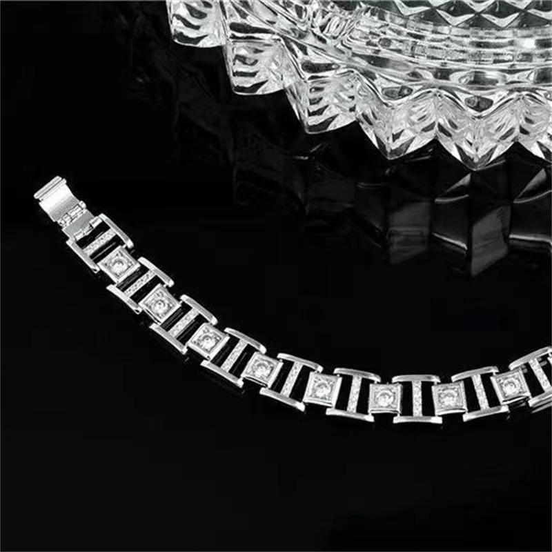 

2023 new gift awesome silver bracelet, Moissanite. Atmospheric hip hop design gifts for ladies