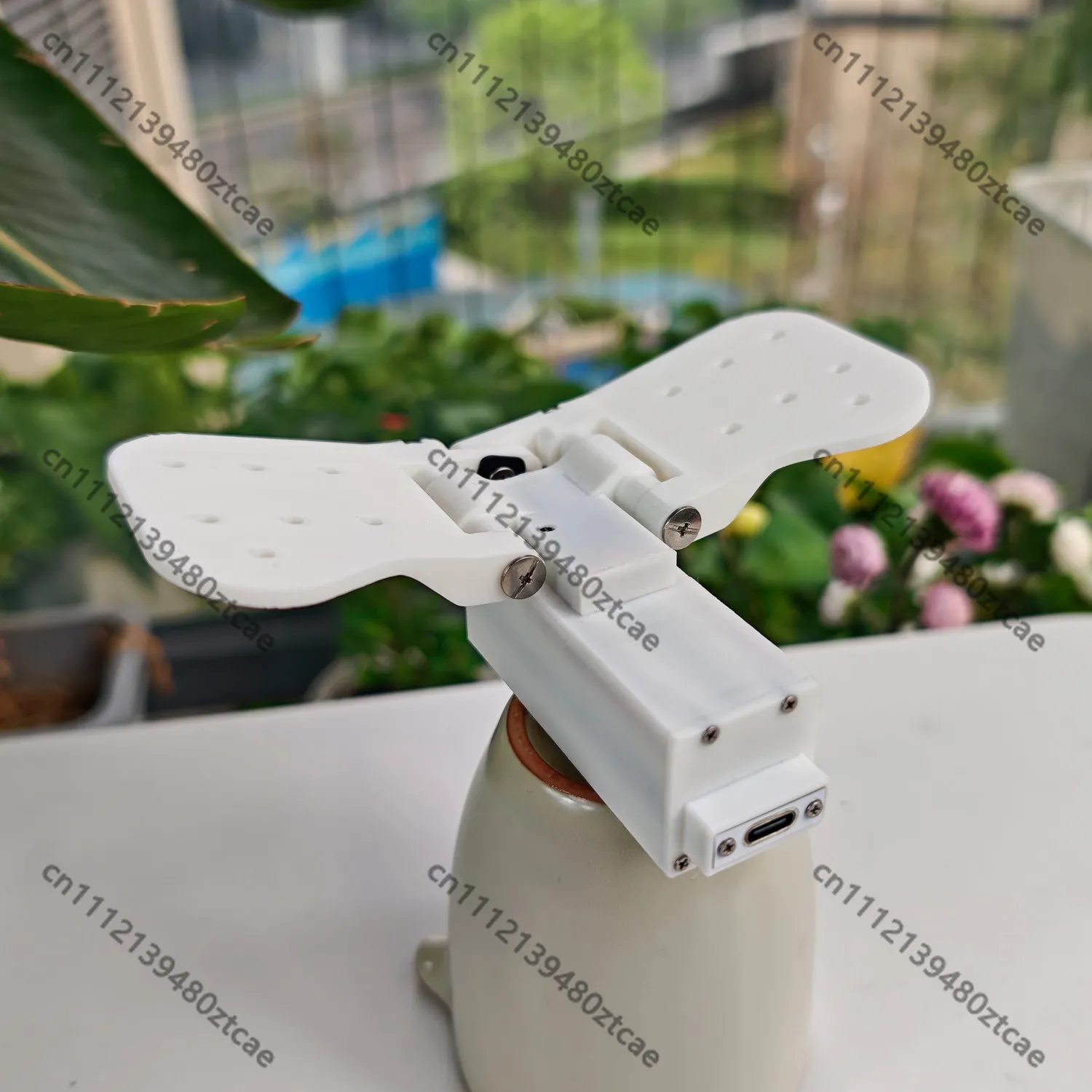 High Torque Automatic Opening Closing Butterfly Mechanism, 1kg Load Remote Control Electric Large Butterfly Wing Device