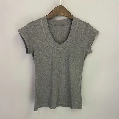 

Женская облегающая футболка с U-образным вырезом и утягивающим эффектом на талии, базовый топ для весны и лета, новинка, классический цвет, комбинированная расцветка.