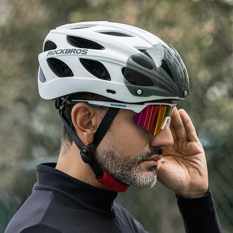 ROCKBROS casco da bicicletta casco da bici integralmente modellato motore Scooter elettrico casco da pendolare lente rimovibile attrezzatura da