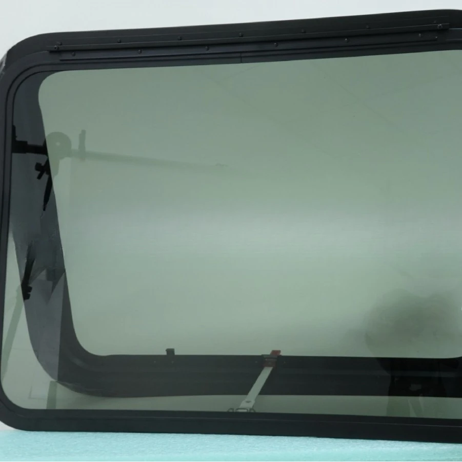 Extra push window, RV accessories, optional specifications