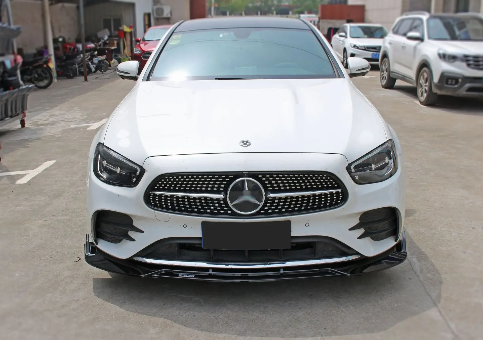 Front Bumper Splitter for Benz W213 E200 E300 E320 E-Class 2021 22 Lip Diffuser Spoiler Skirt Body Kit Decorative Strip Shovel