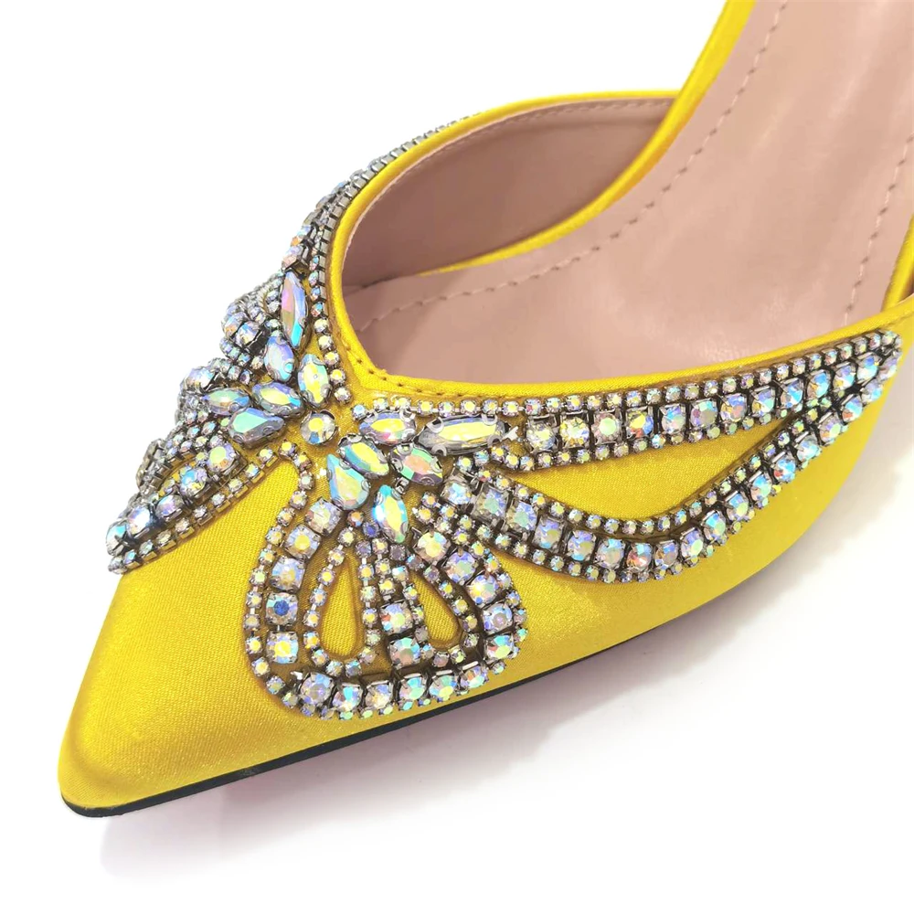 Il più nuovo stile INS colore giallo elegante tacchi alti Nigeria Design popolare scarpe da donna africane e Set di borse per la festa di nozze