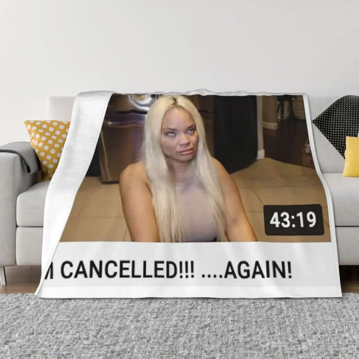 

trisha paytas Throw Blanket manga Thin Shaggy Blankets