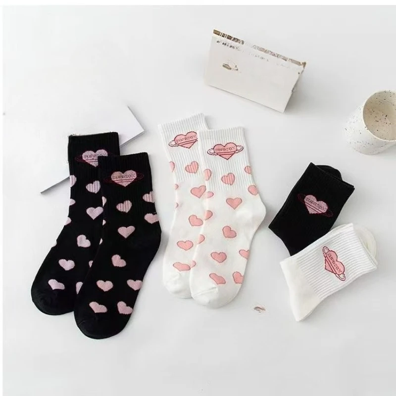 1/4 Paar süße, modische Mid-Tube-Socken mit trendigen Buchstaben, Retro, schlicht, vielseitig, Damensocken