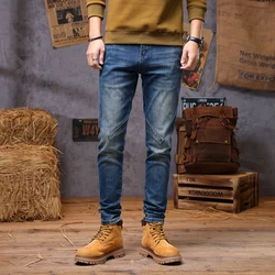 Pantalones vaqueros ajustados para hombre, jeans de pierna pequeña para motocicleta, empalme elástico, tendencia retro, Otoño e Invierno