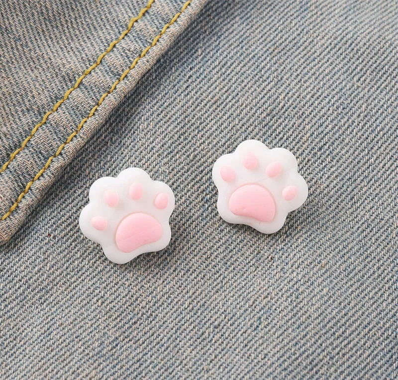 Puppy Footprint Pin Lapel Pins Emblemas de animais Presente de jóia para Pet Pat Pins de cachorro Cachorro de argila plástica Gatinho de gato