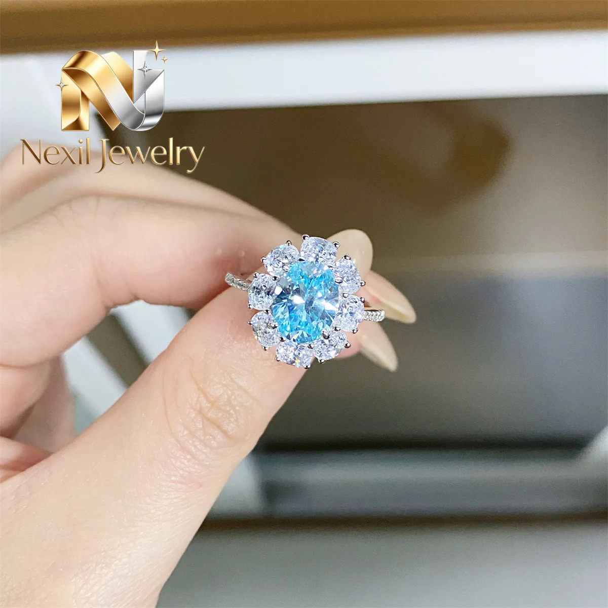 

Nexil Jewelry Nexil Jewelry Luxury Solid Platinum PT950 3 karat Sky Blue Ring Women's Egg-Shaped Pigeon Egg Diamond Ring Wedd