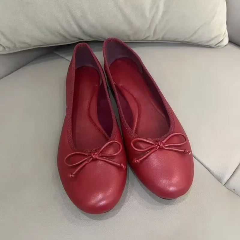 

2026 Summer Women Ballet Flats Comfortable Round Toe Soft Leather Classic Bowknot Shallow Mouth Slip-on Concise Ladies Shoes