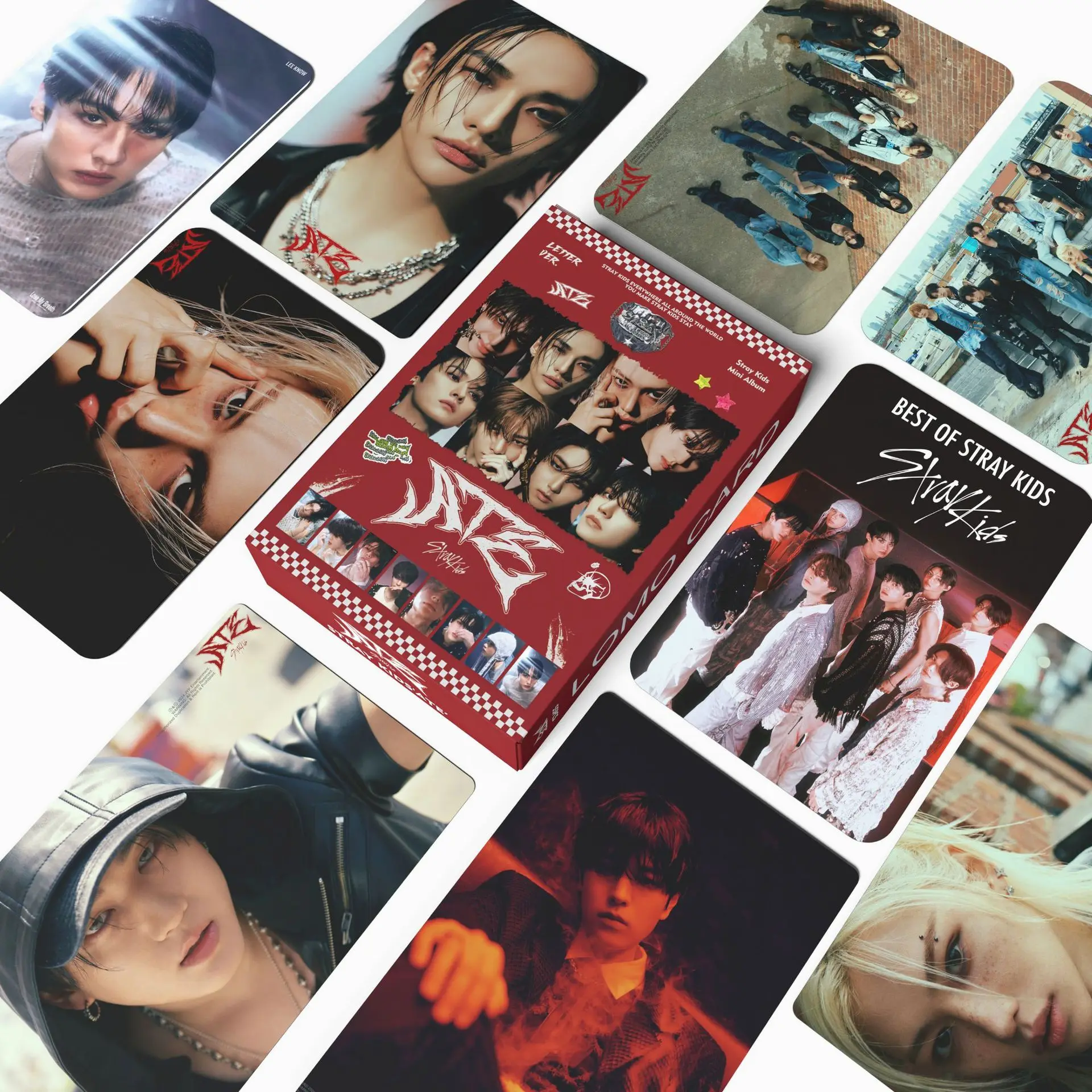 

SKZOO peripheral Lomo card new album ATE celebrity peripheral Li Longfu collection collection collection 55 small cards