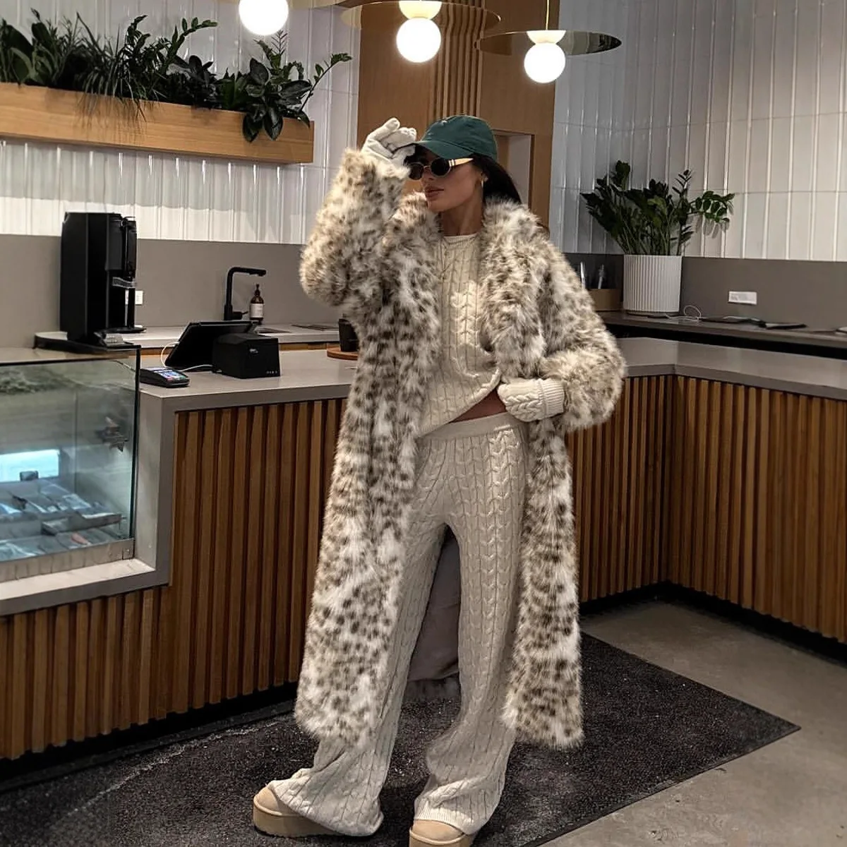 Leopard Faux Fur Coat Women Long Overcoat Turn Down Collar Full Sleeve Open Stitch Thick Loose Elegant Jacket Autumn Winter 2025