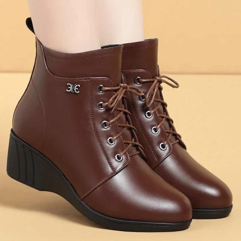 

Mum Warm Leather Boots Women Winter Thick Bottom Wedges Cotton Shoes Casual Comfort Side Zip Walking Flats Botas Femininas