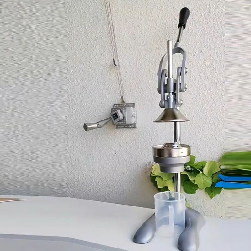 

Stainless Steel Citrus Fruits Squeezer Orange Lemon Juicer Fruit Pressing Machine Press Juicer Home Commercial