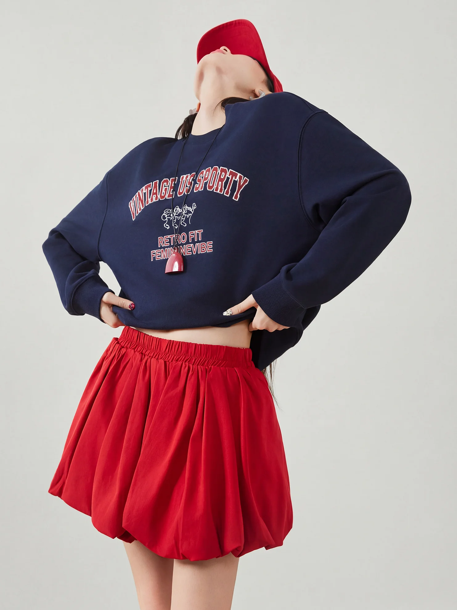 

Ретро-свитшот в американском стиле с круглым вырезом, женский, свободный, повседневный, с принтом, из полиэстера, с широкими плечами, свободного кроя, весенняя новинка