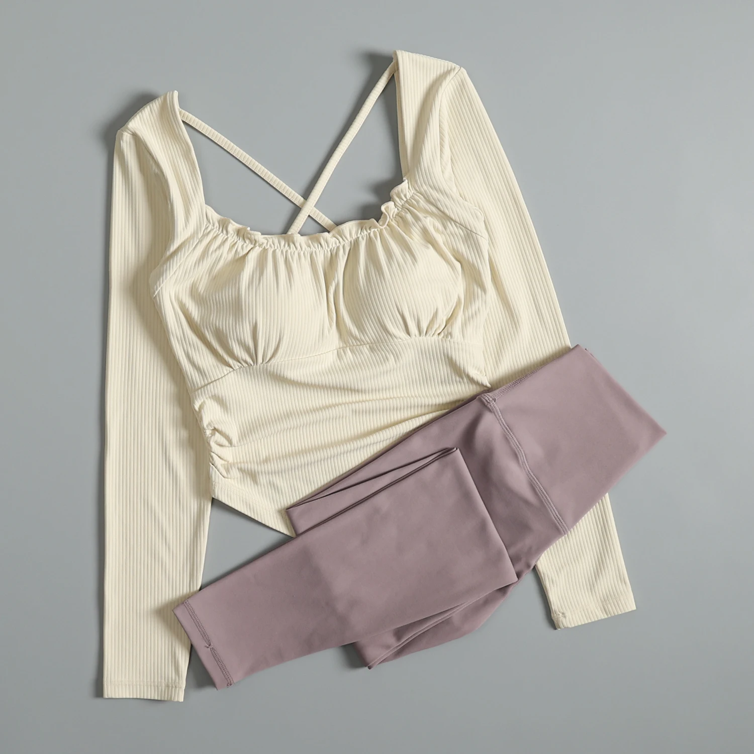 秋の女性向け高級フィットネスウェア、スリムフィットのピラティス・ヨガウェア、ヌードカラーのハイウエストランニングスポーツパンツ