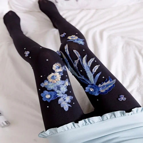 Original and personalized handmade stockings, heavy industry style flower embroidery sequin rhinestone patch pantyhose