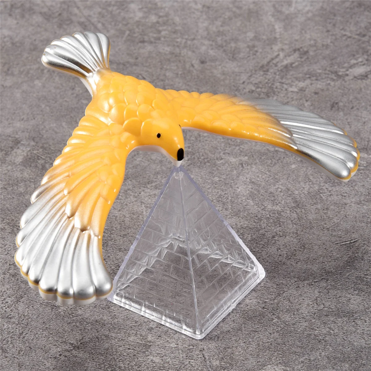 Magic Balancing Bird Science Desk Toy, Águia Novidade Diversão, Crianças Aprendendo, Brinquedo Educativo com Pirâmide, Presente para Criança