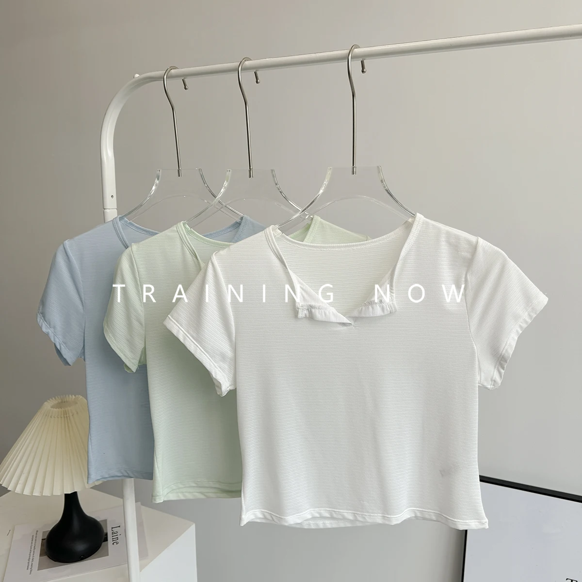 T-shirt da yoga dimagrante moda estiva da donna a maniche corte fitness top abbigliamento sportivo da allenamento per pilates ad asciugatura rapida