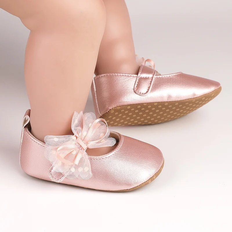 0-18M neonate scarpe da principessa per neonate superficie lucida stampa a pois Mesh Bowknot Flats pantofole da sposa antiscivolo adorabili scarpe da bambino