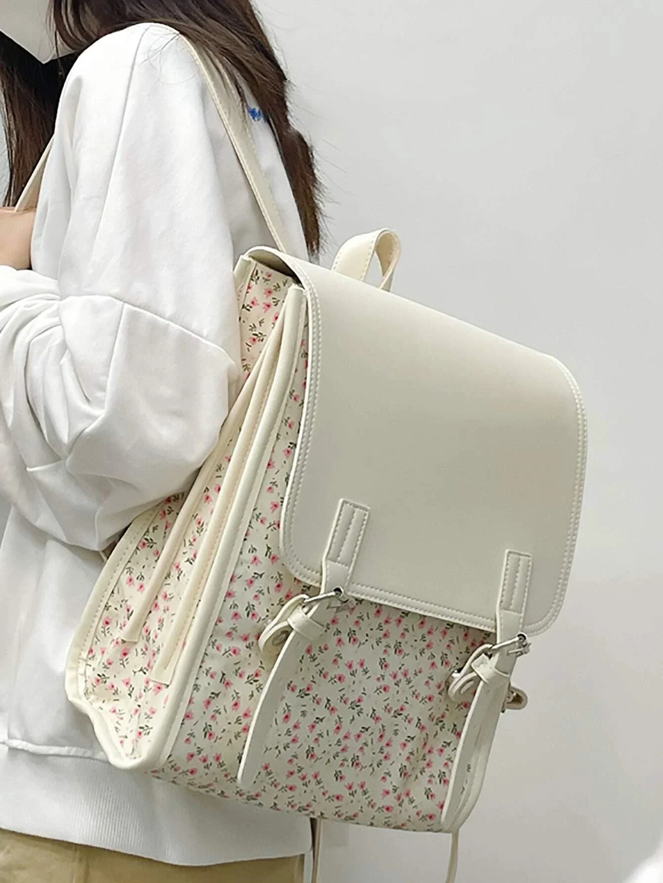 Business Casual Portable Ditsy Floral Buckle Decor Flap Backpack For Teen Girls Women Large Capacity Fashionable Schoolbag