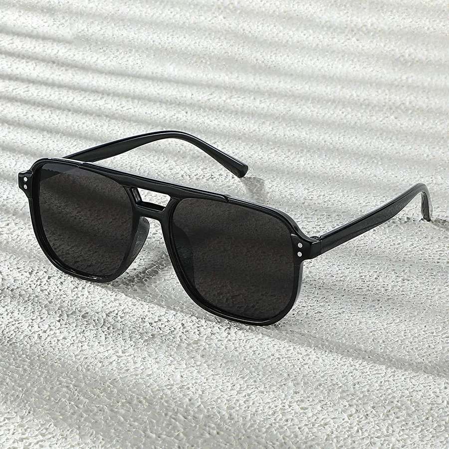 Retro Double Bridge Sunglasses with Amber Lenses – Black Frame, UV400 Protection, Unisex Vintage Style Eyewear for Daily Wear & image 4