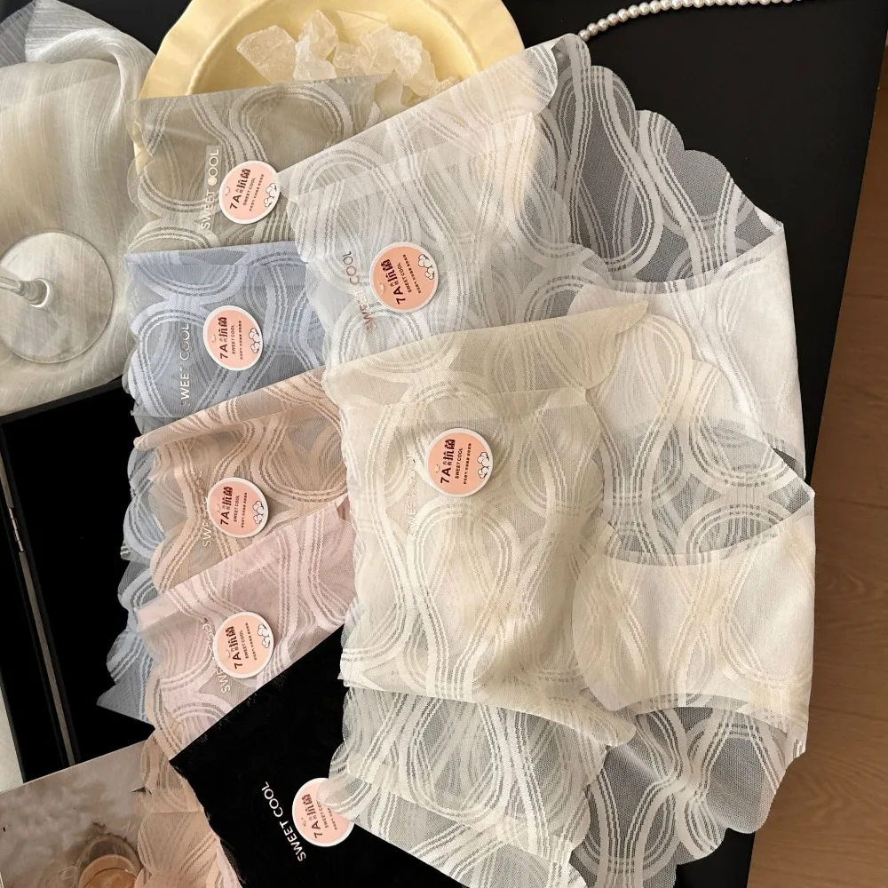 

Solid Color Sweet Lace Mesh Panties Thin Cotton Crotch Seamless Briefs Transparent Underpants Underwear for Women Gift