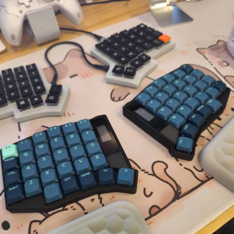 Sofle Split Keyboard Kit Customized Low Axis Ergonomic Dual-mode Wireless Keyboard No Switch No Keycaps ZMK Firmware with Screen