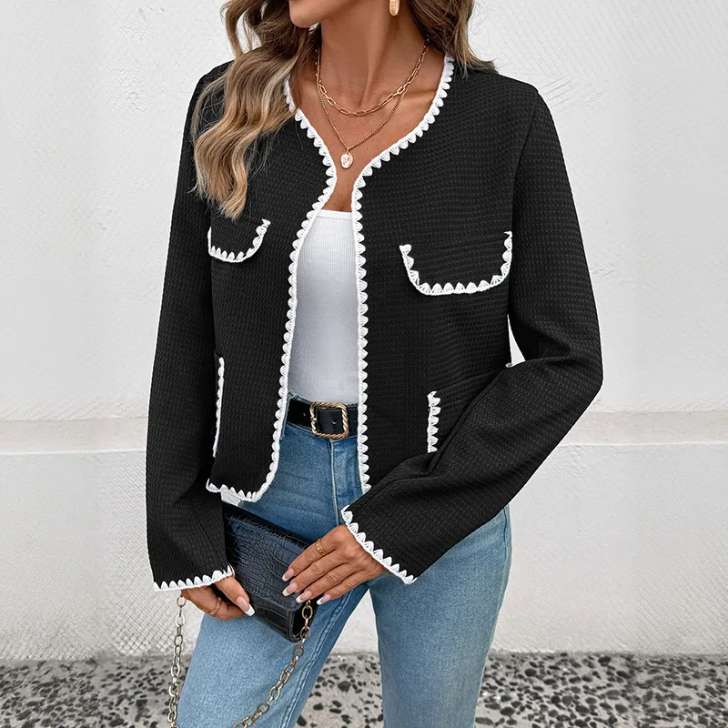 2025 Autumn and Winter New Women's Fashion Casual Small Fragrance Loose V-neck Contrast Trim Joker Buttonless Coat Ladies.