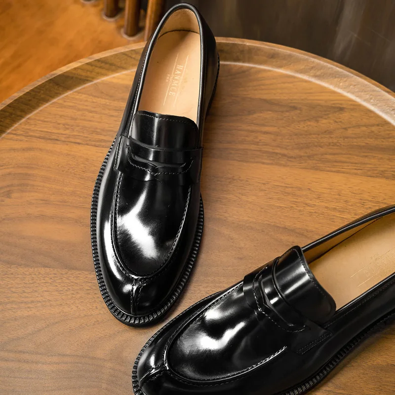 Men's Korean-style loafers, business casual shiny leather shoes, elegant large-toe men's shoes