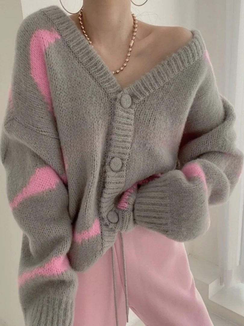 2025 봄 가을 신상 부드럽고 편안한 빈티지 고급 푸푸 니트 롱 스웨터 여성용 가디건 V넥 싱글 버튼