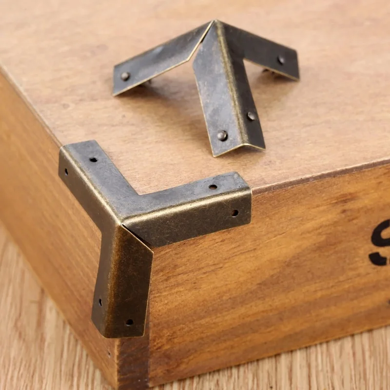 Antique Bronze Corner Protectors Wooden Box Coner Wine Box Protector Furniture Hardware Cover Triangle Corners