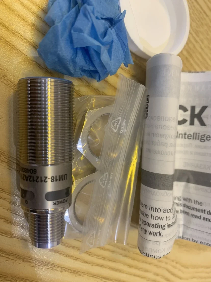 2025.5 Bahasa Jerman SAKIT Ultrasonik UM18-21212A211 Asli Baru Asli Palsu Satu Penalti Sepuluh Dukungan Purna Jual