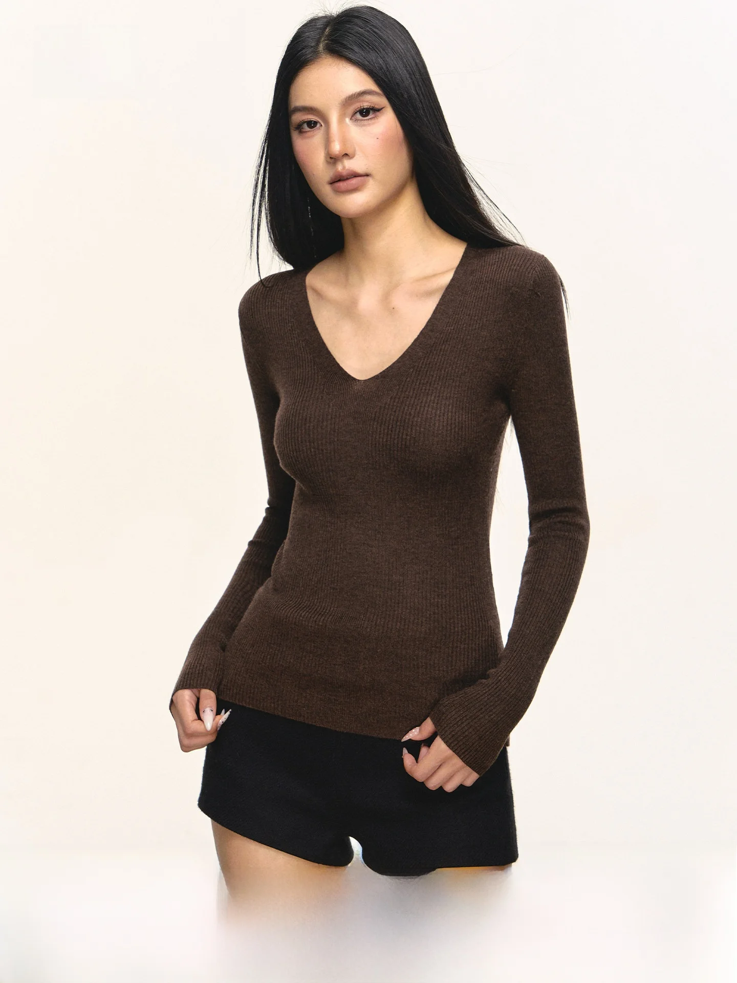 

Женский облегающий вязаный топ Anna Aneae с V-образным вырезом, длинными рукавами, повседневный, весенний, новый, модный, универсальный, для повседневной носки