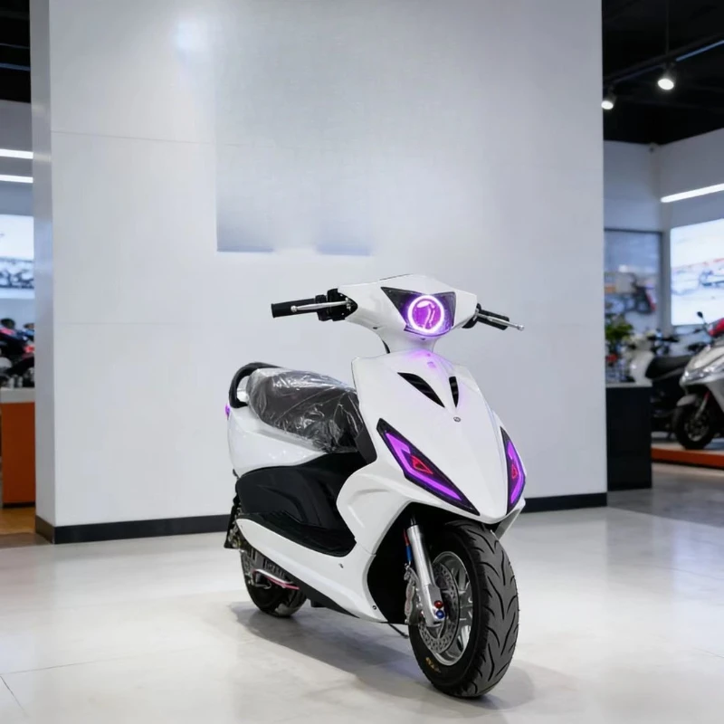 

Sanyang Guiyi High-speed Electric Motorcycle Legal Overhead Car Long Drive Can Be Licensed High Power