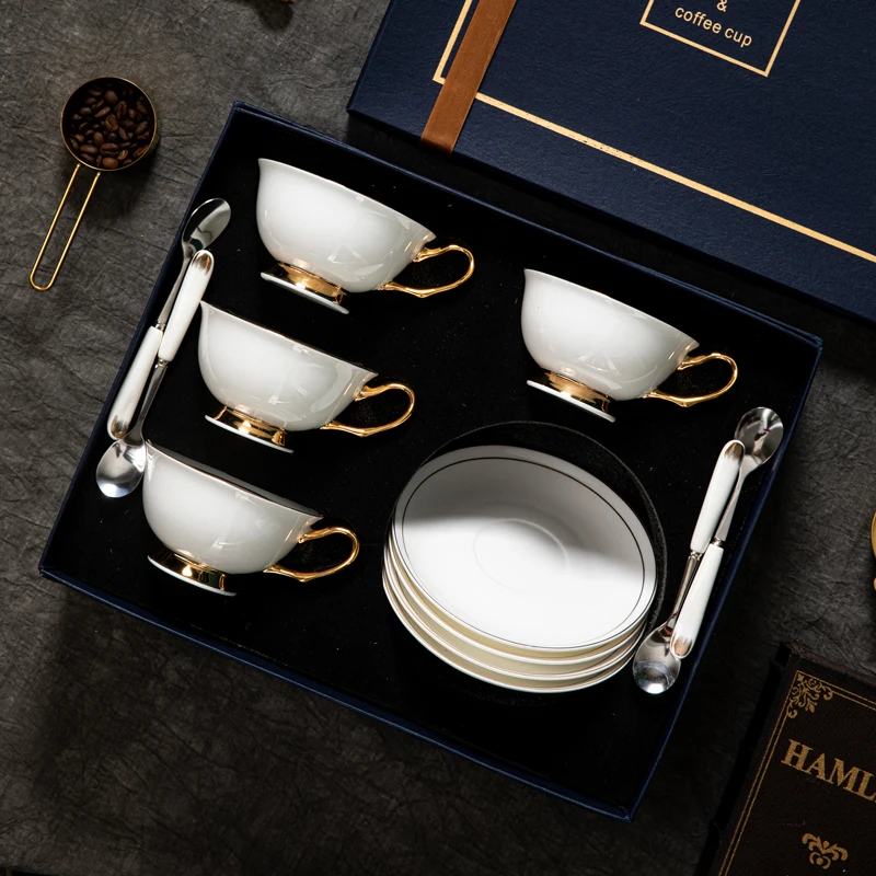 European-style White High-grade Ceramic Cups and Saucers Set Creative Exquisite Coffee Cup Gift Box Cups and Saucers Souvenirs.