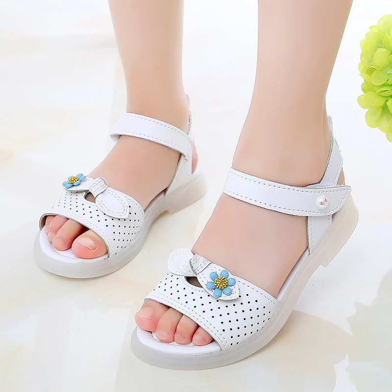 2024 New Girls Sandals Hollow Bow Flowers Cute Children Fashion Princess Casual Shoes Platform Summer Hook & Loop Soft Versatile