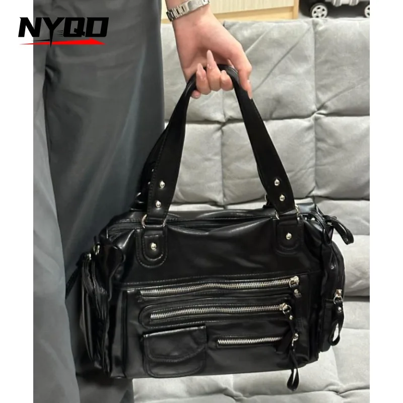 Women Retro Punk Zipper Shoulder Tote Bags Vintage Designer Large Capacity Crossbody Bags Female Motorcycle Handbag Bolso Mujer