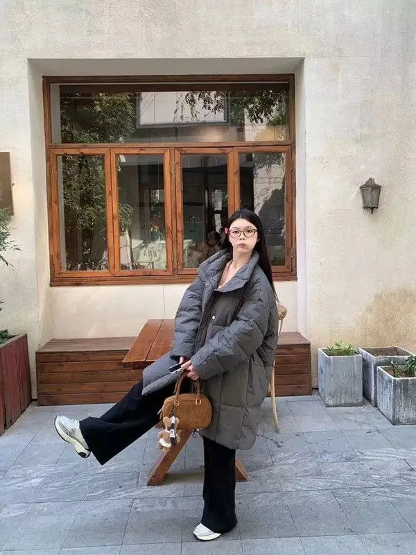 เสื้อแจ็คเก็ตผ้าฝ้ายสำหรับผู้หญิงไซส์ใหญ่ ทรงหลวม คอตั้ง ใส่สบาย อุ่นในฤดูหนาว สไตล์เกาหลี เรียบง่าย