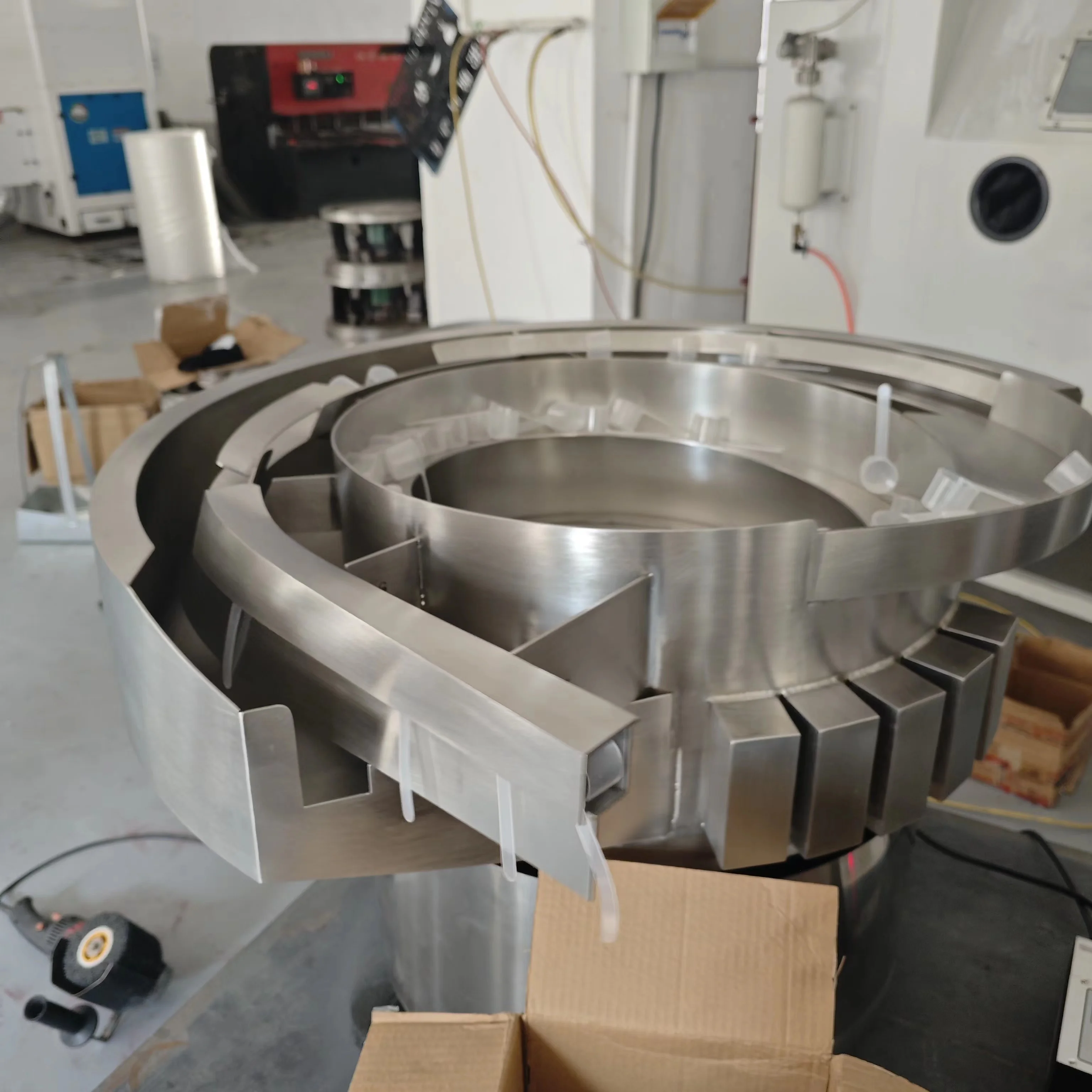 Vibratory Feeder Bowl Spoon Packaging Feeding 60 Per Minute Adjustable Speed Vibrating Bowl Feeder