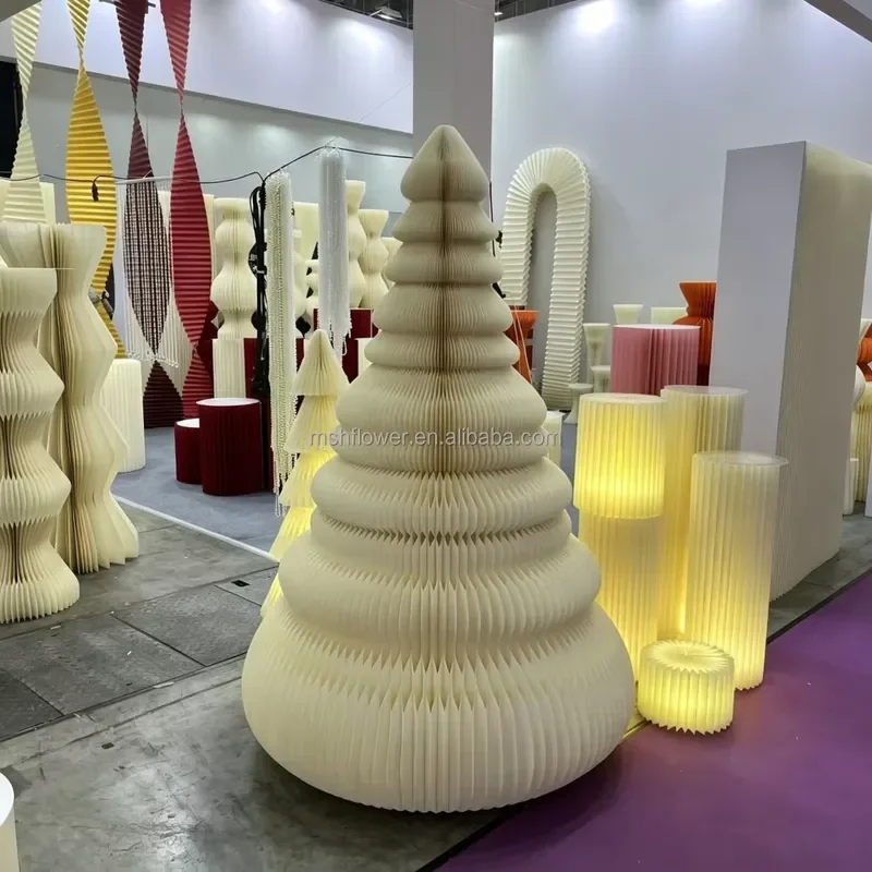 M944 Large Size Honeycomb Paper Christmas Tree Foldable Origami Xmas Ornament for Mall Showroom Party Background Decoration