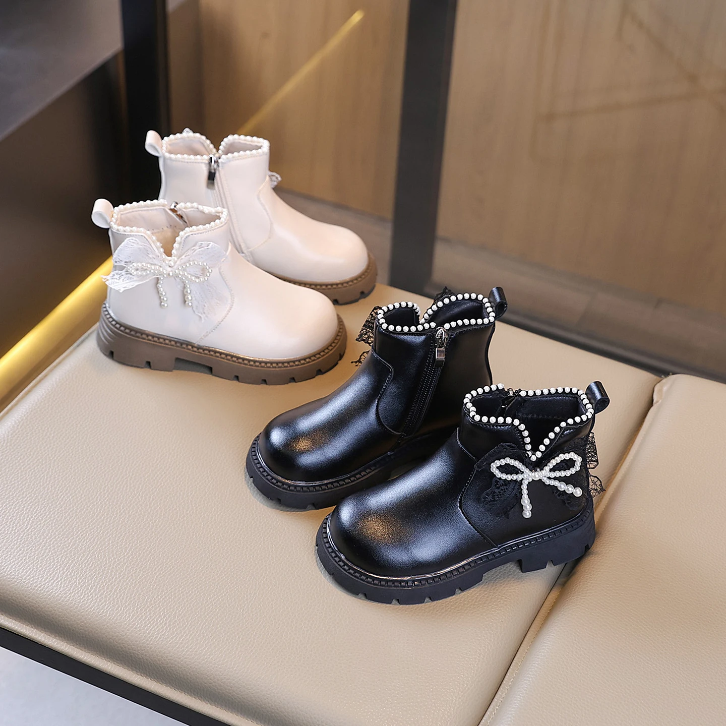 

Elegant Leather Boots Kids Ankle Boots Super Warm Velevt Autumn Winter Shoes Girls Low Heel Fashion Butterfly-knot Student Shoes