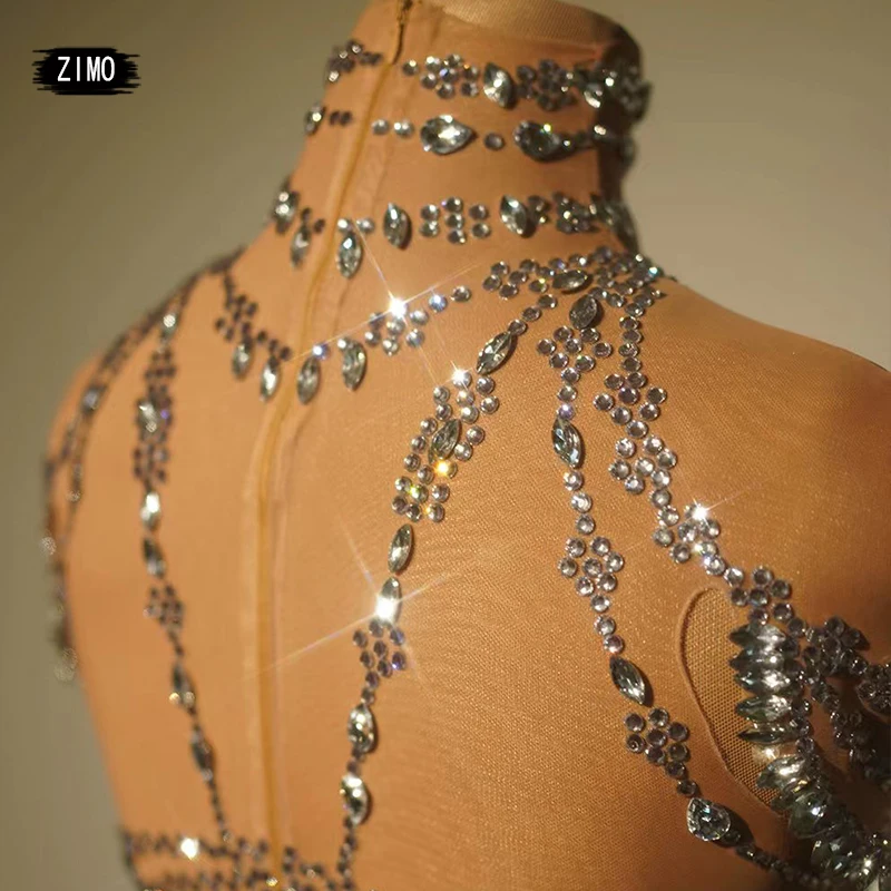 ชุดบอดี้สูทประดับพลอยเทียมแวววาวและเสื้อโค้ทสีดำสำหรับปาร์ตี้ไนท์คลับเสื้อผ้าวันเกิดชุดเต้นรำแบบเสาสำหรับเวทีลากราชินี