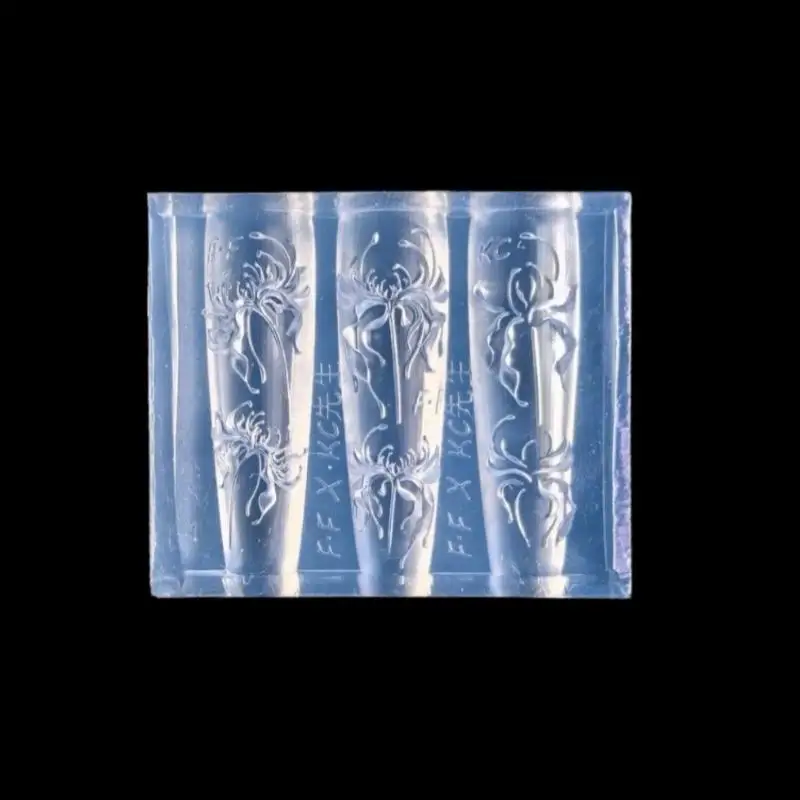 /Vly/Lycoris Radiata Flower Silicone Nails Art Mold Transparent Manicure Carving Mold DIY Red Lily Floral Patterns Moulds 3D