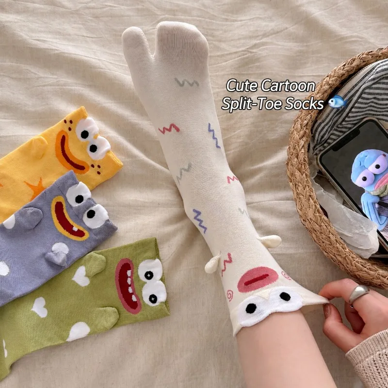 Funny Split Toe Socks Two-toe Clownfish Mid Calf Socks Anti-odor Sweat Absorbent Cute Ugly Fun Two Finger Socks for Daily